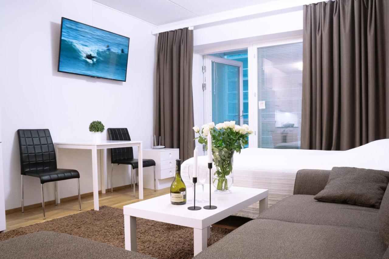 City Center 1R Studio With Perfect View, Parking Oulu Exterior foto