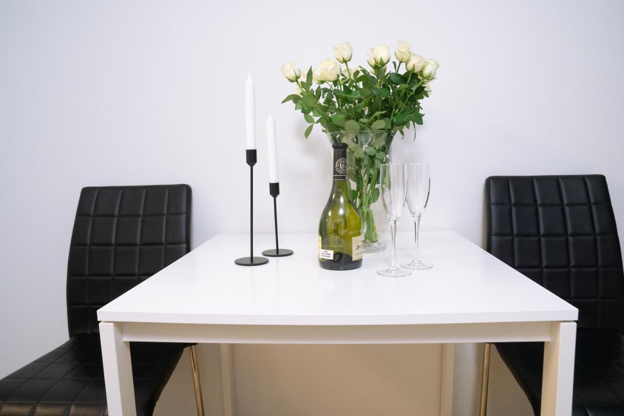 City Center 1R Studio With Perfect View, Parking Oulu Exterior foto